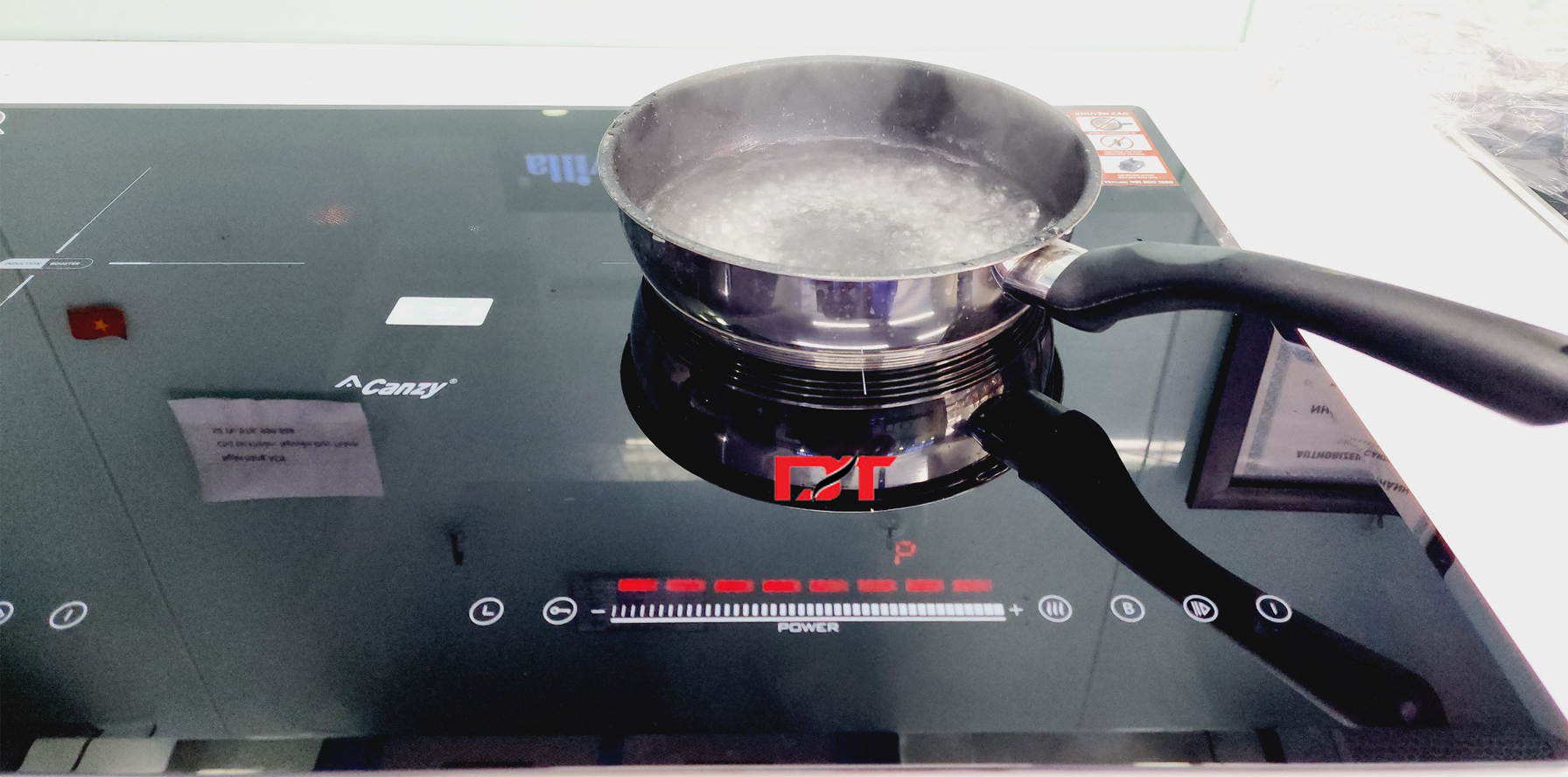 Bếp từ Canzy CZ-T78EU