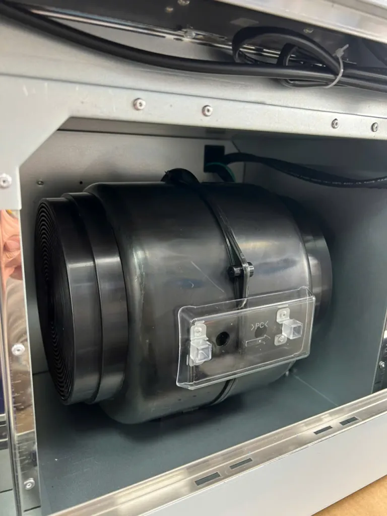 z6298784220291_b3d197d8828bc6125ae2c6683f4c3263