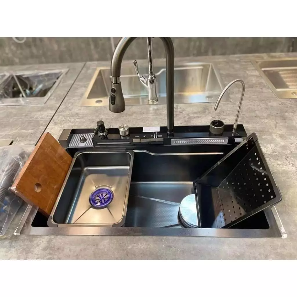 vn-11134207-7ra0g-m8uu1b4gpx1j9f